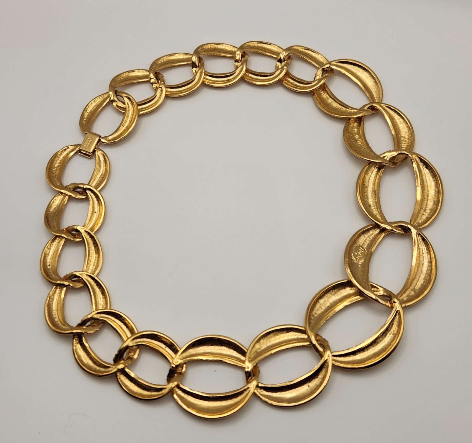 Vintage Napier Gold Tone Chunky Link Necklace Textured Statement Signed 18″