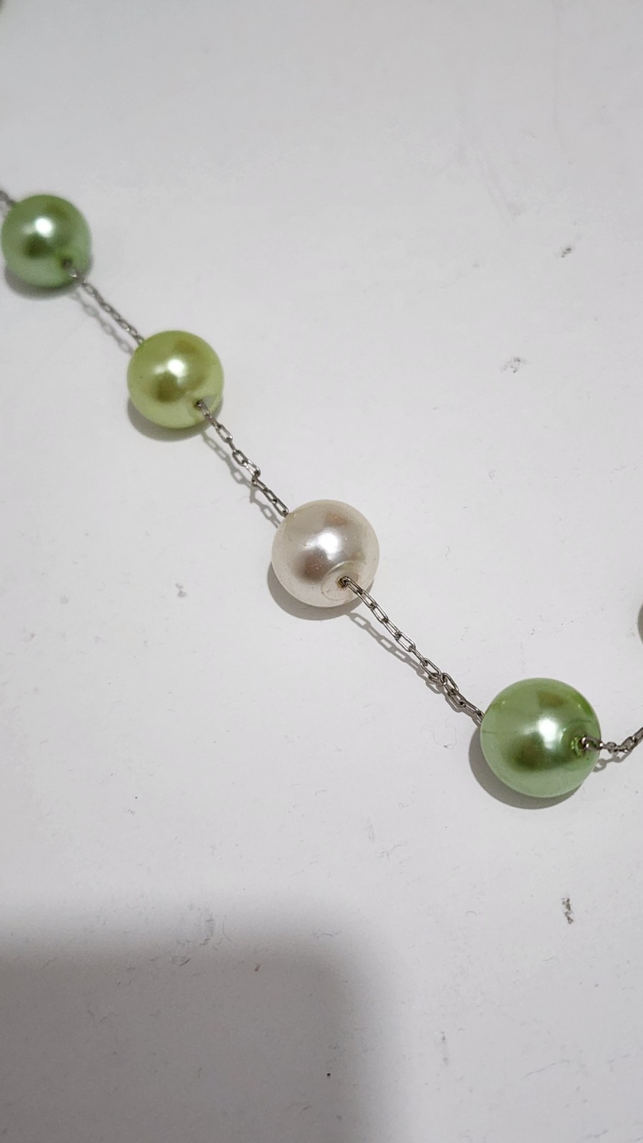 Vtg Kissaka Faux Pearl Necklace Green White Pearls Silver Toned Chain 19” Signed