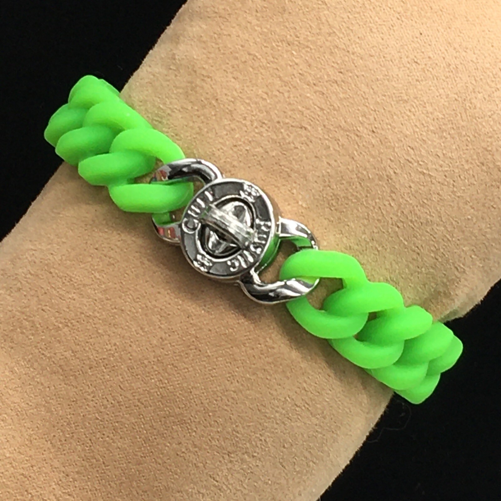 Rustic Cuff Silver Tone TurnLock Lime Green Silicone Stretch Mock Chain Bracelet