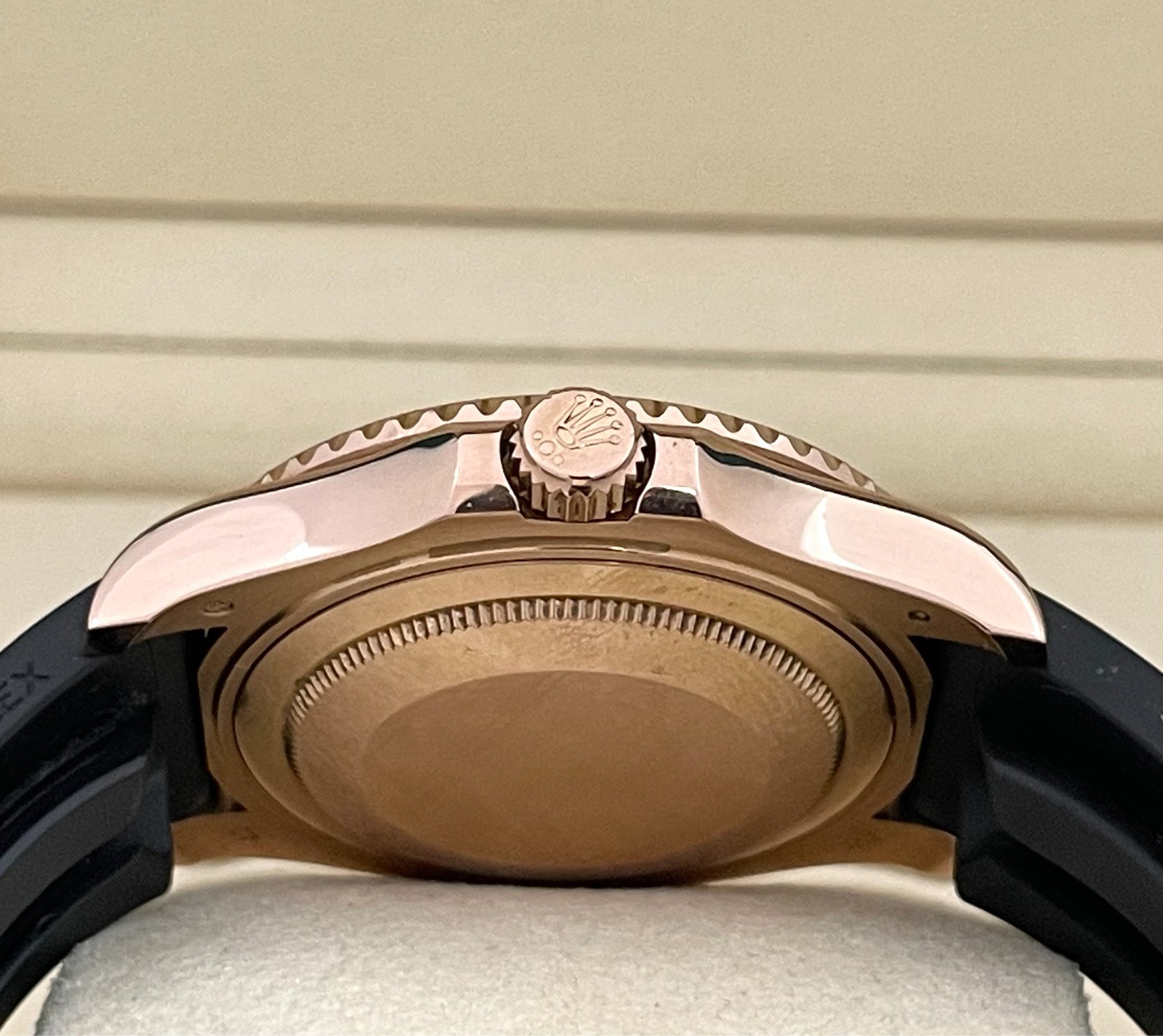 Rolex Yacht-Master 268655 Rose Gold On Oysterflex 2015 Full Set 37mm