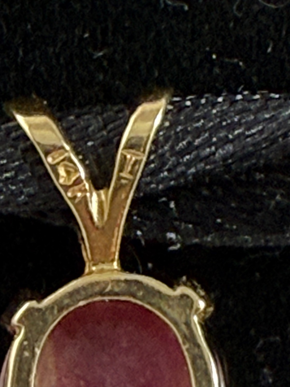 14K Yellow Gold Oval Ruby Cabochon Pendant Vintage Estate Fine Jewelry