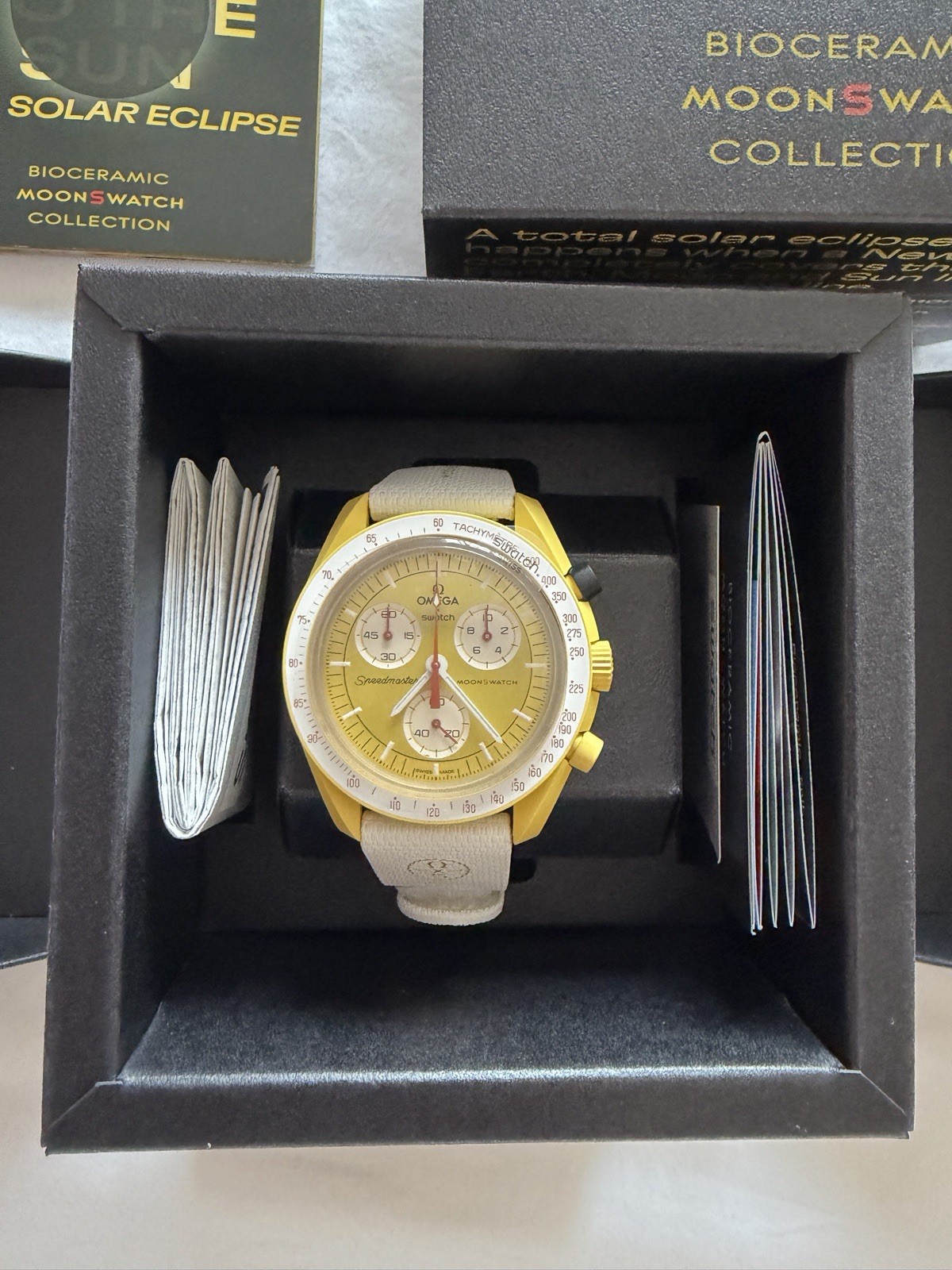 Omega x Swatch MISSION TO THE SUN – SOLAR ECLIPSE (Spain only 1 day) SSX01J100