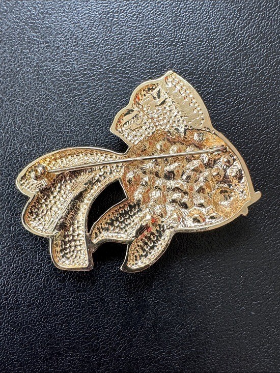 VTG Gold Tone Angel Fish Brooch Pin Blue & Green Rhinestones
