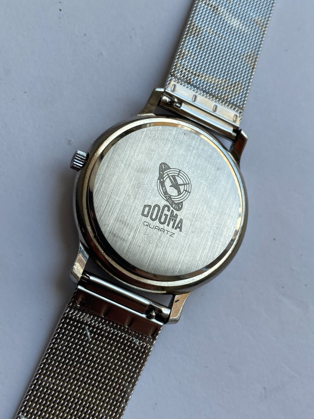 RARE MEN WRIST WATCH SWATCH QUARTZ DOGMA FRANCE THINLINE C-80 3 JEWELS WORK