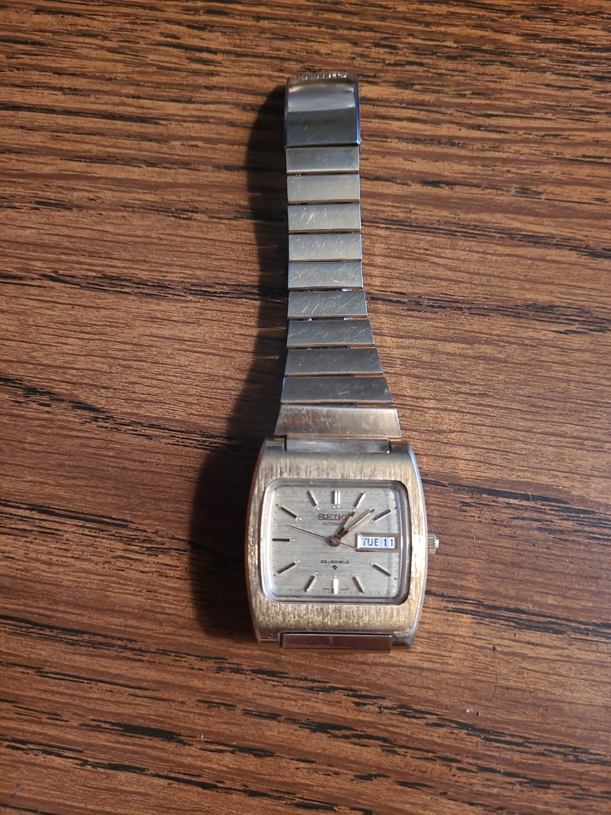 Vintage 1972 Seiko Lord Matic 5606-5039 Gold TV Case Automatic 23J Running Good