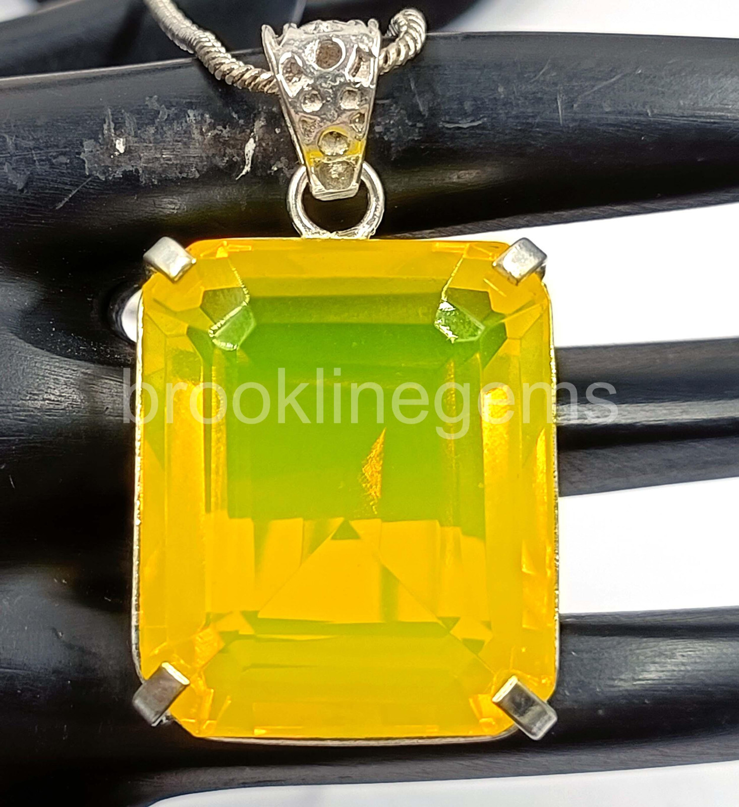 101.60 Ct Natural Yellow Emerald Cut Opal 925 Solid Silver Pendant Gemstone 5ARU