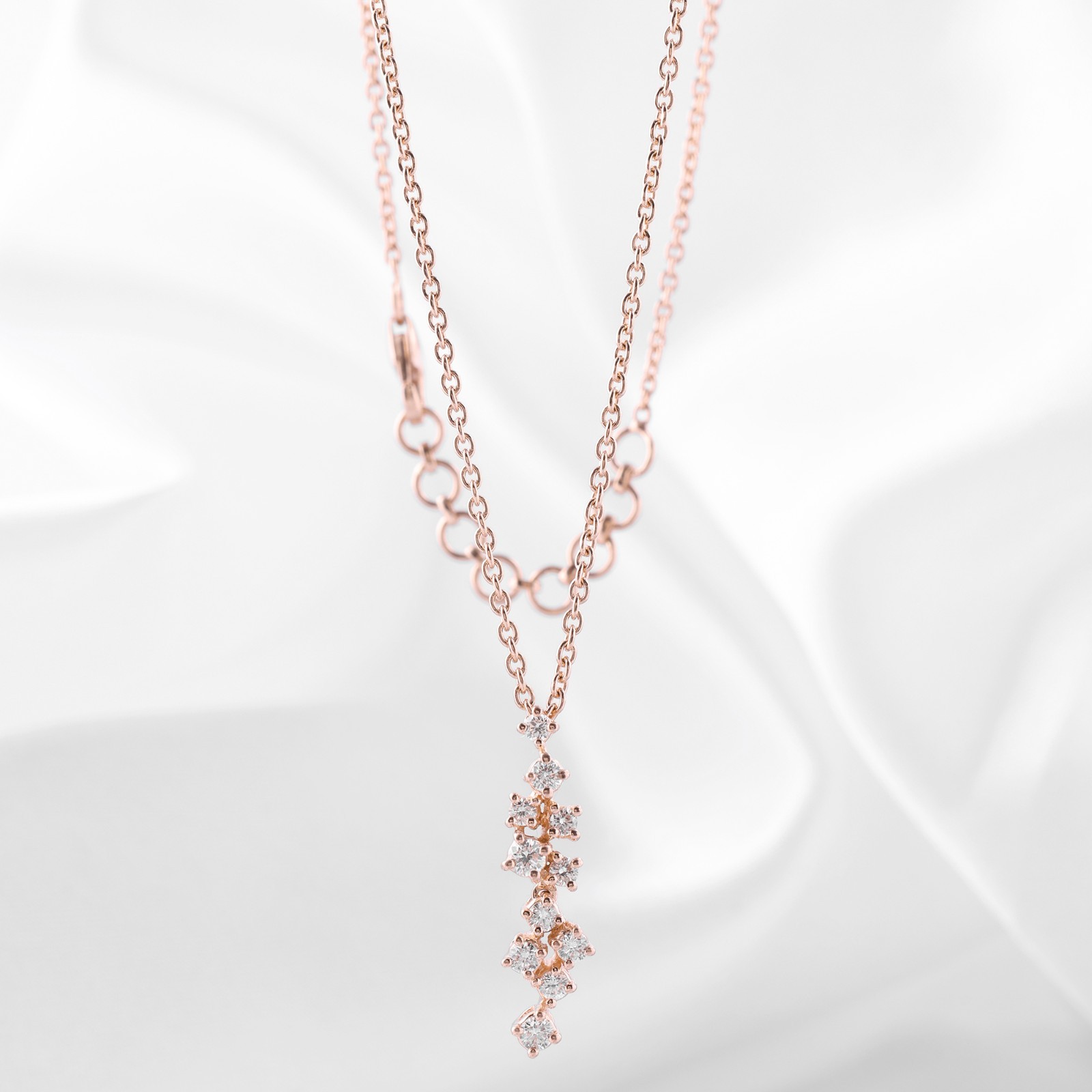 0.11 Ct Lab Grown CVD Diamond Round Charm Pendant 9k Rose Gold Chain Necklace