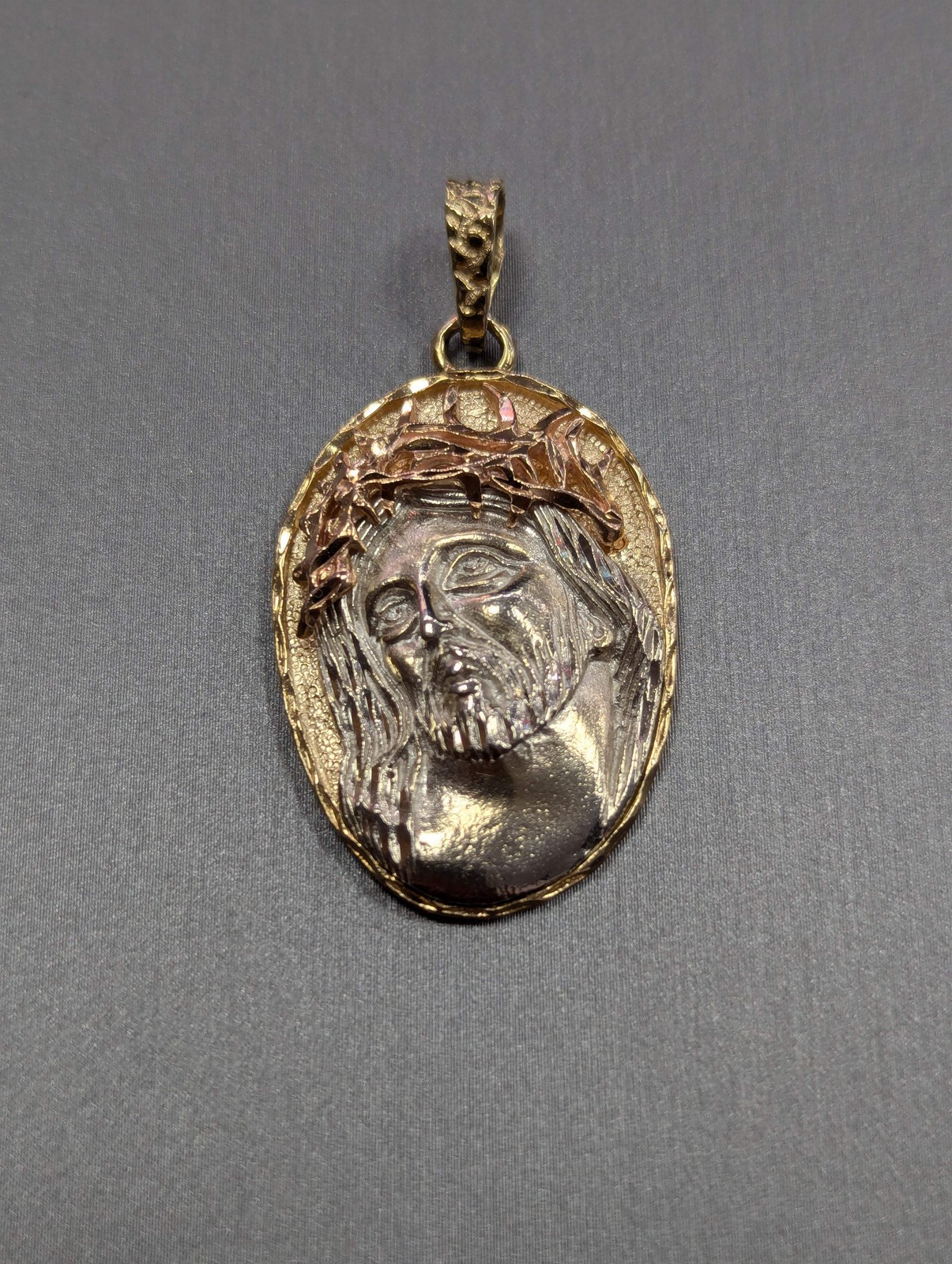 14K Tri Color Dia Cut Jesus Face Pendant
