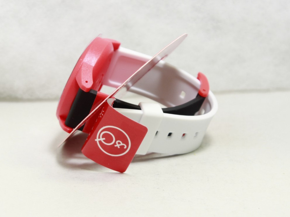 Q &Q JAPAN Waterproof Unisex Kids Analog Quartz Watch/ RED WHITE BLACK