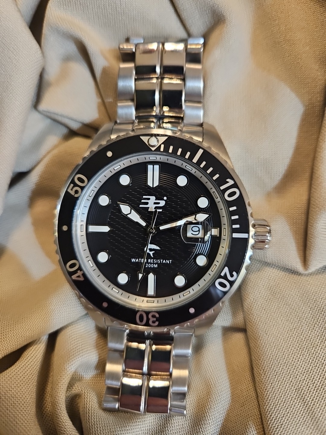 32 Degrees Blacktip Men’s Quartz Divers Watch 20atm/200m 46mm Case, 16065