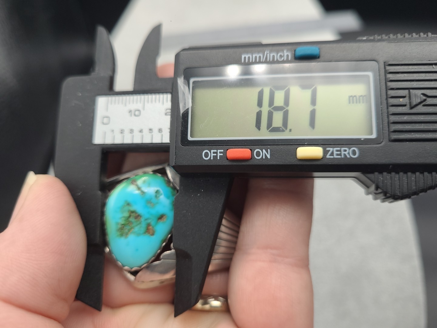 UNSIGNED Sterling Cuff Bracelet Turquoise SOUTHWESTERN Artisan Design 42.5g