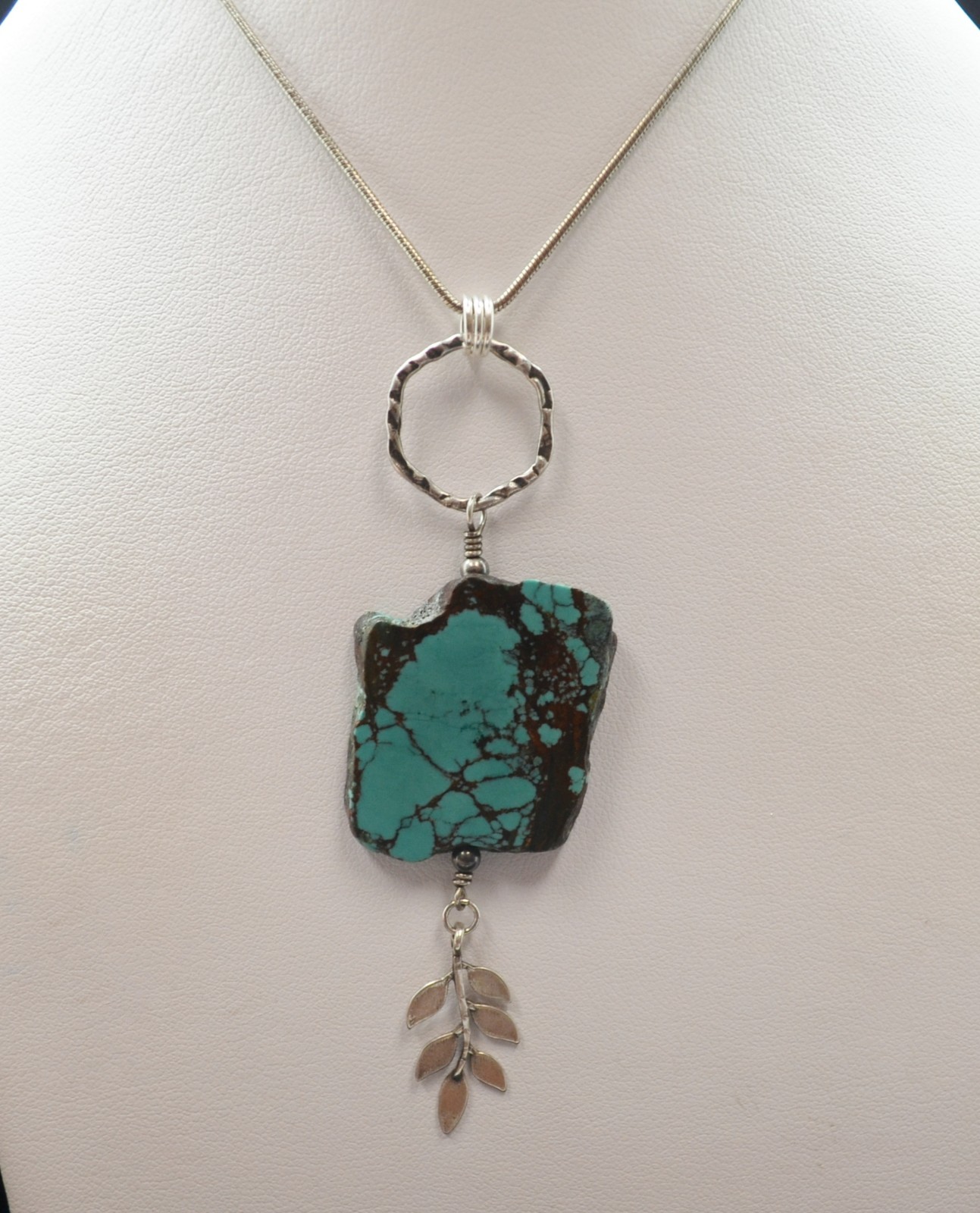 Sterling Silver Snake Chain w/ Beautiful Dangling Stone Necklace 20.0″ #FMF941