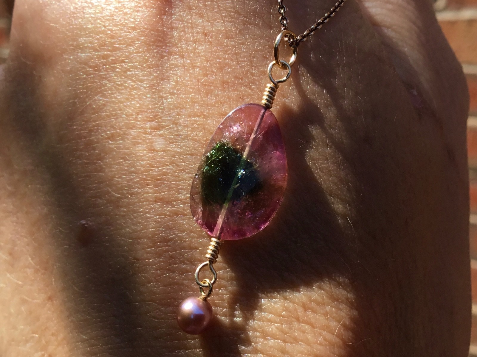 Solid 9ct gold tourmaline slice pendant 9k 375