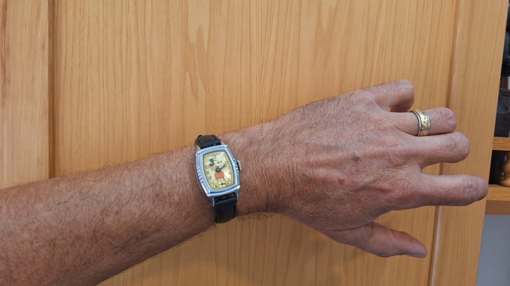 1930’s Ingersoll Mickey Mouse Deluxe Watch Serviced and Wearable BEAUTY 1937