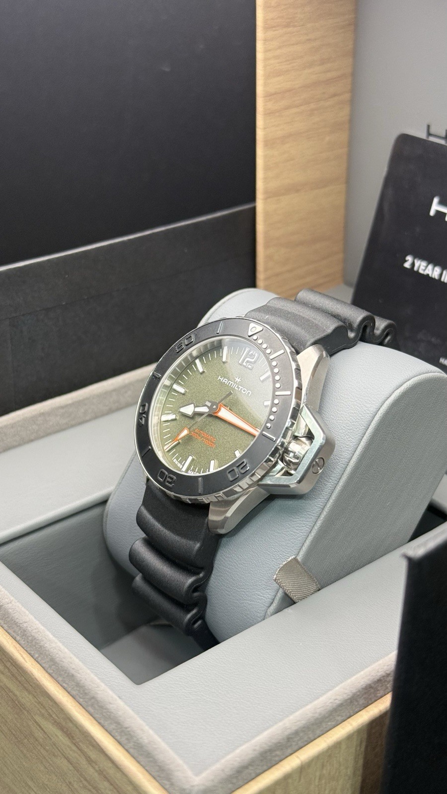 Hamilton Khaki Navy Frogman Automatic Diver 300m Green Dial Black Rubber