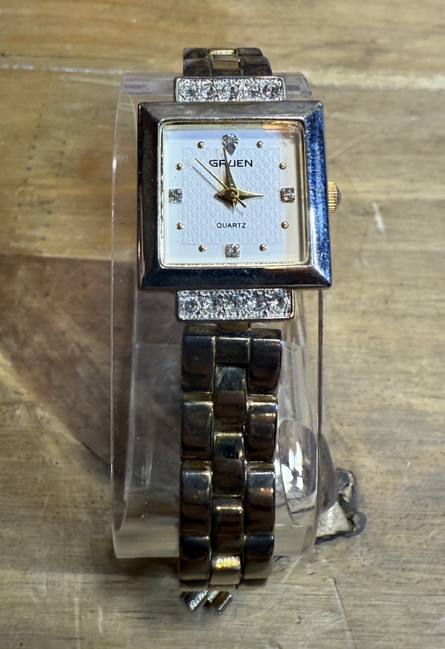LADIES GRUEN WRIST WATCH QUARTZ MODEL GR7984