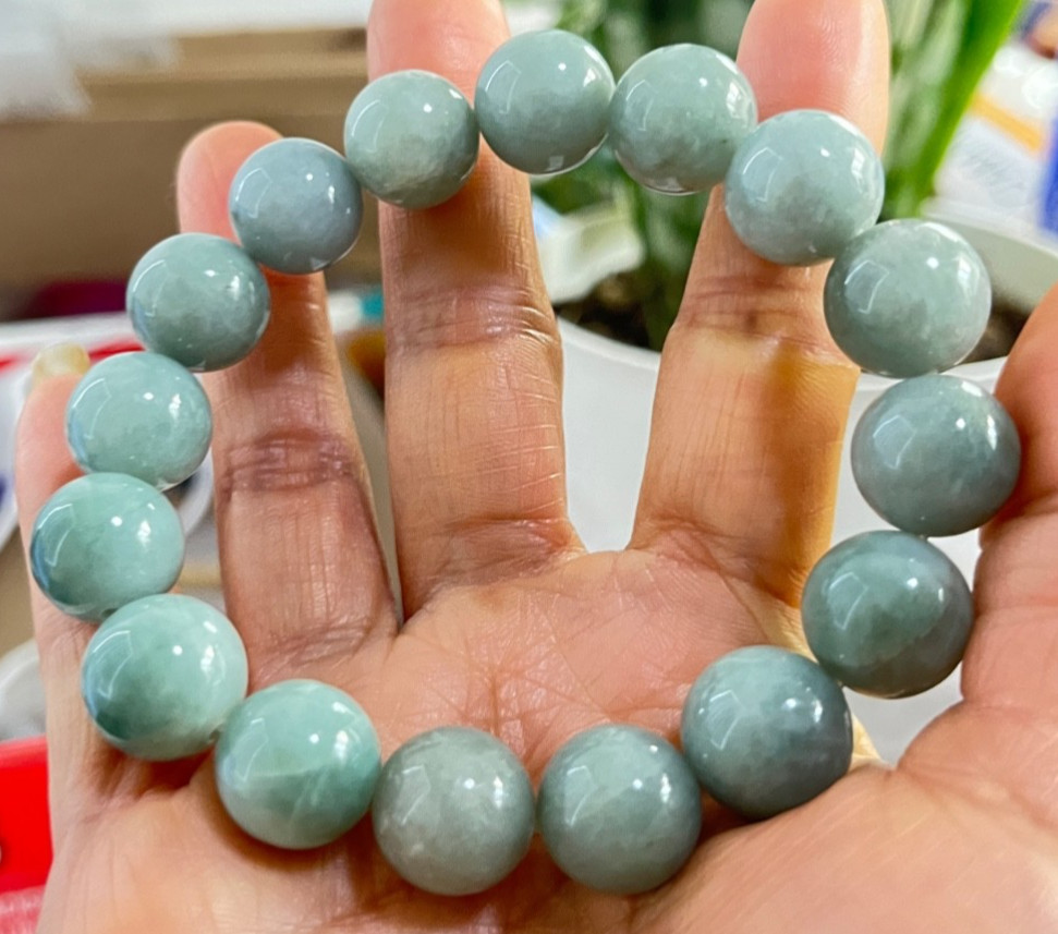 Natural Burmese Jadeite Jade Bead Bracelet 13.4mm-13.9mm Type A Untreated 69.5g)