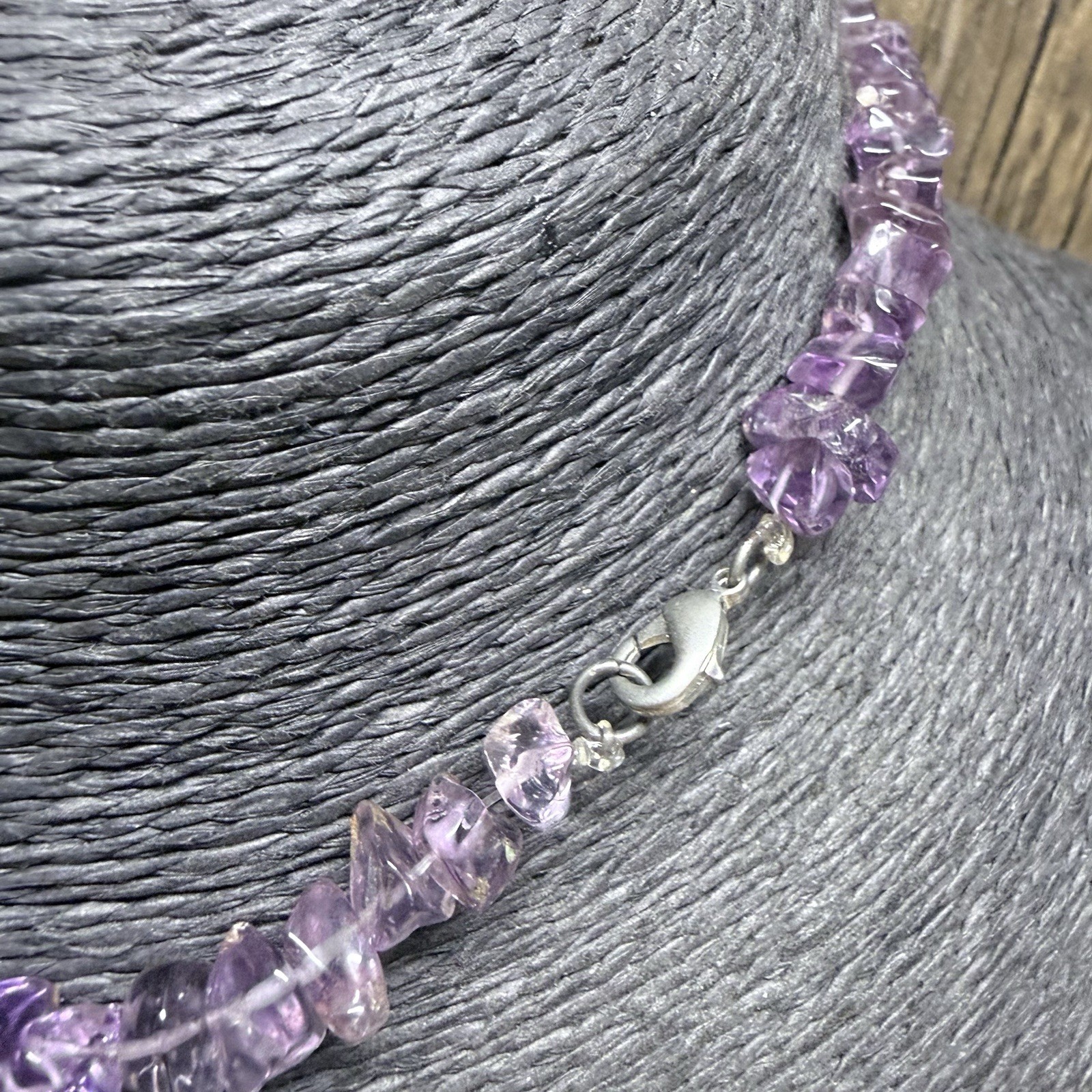 RETRO Amethyst Beaded Necklace Purple Chip Gemstone Kitsch Pretty 36cm Boho