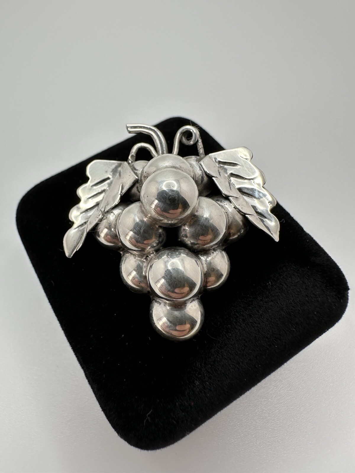 Vintage Sterling Silver A Dominguez Taxco Grape Brooch 3.6cm JB19