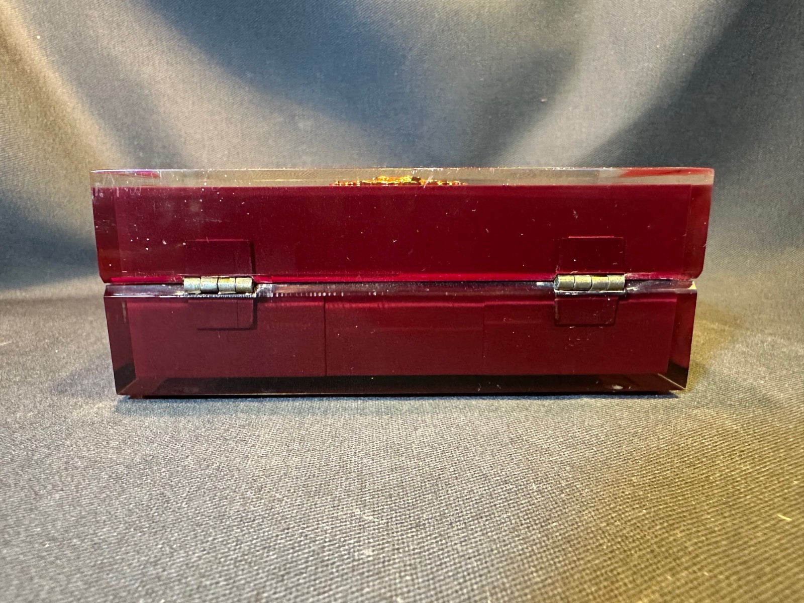 Vintage Lord Elgin Red and Burgundy Durapower 21J Acrylic Presentation Watch Box