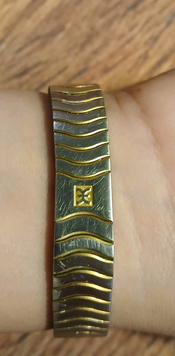 EBEL 181930x Ladies Classic Wave Watch 18K Gold Bezel Diamond Stainless 28mm