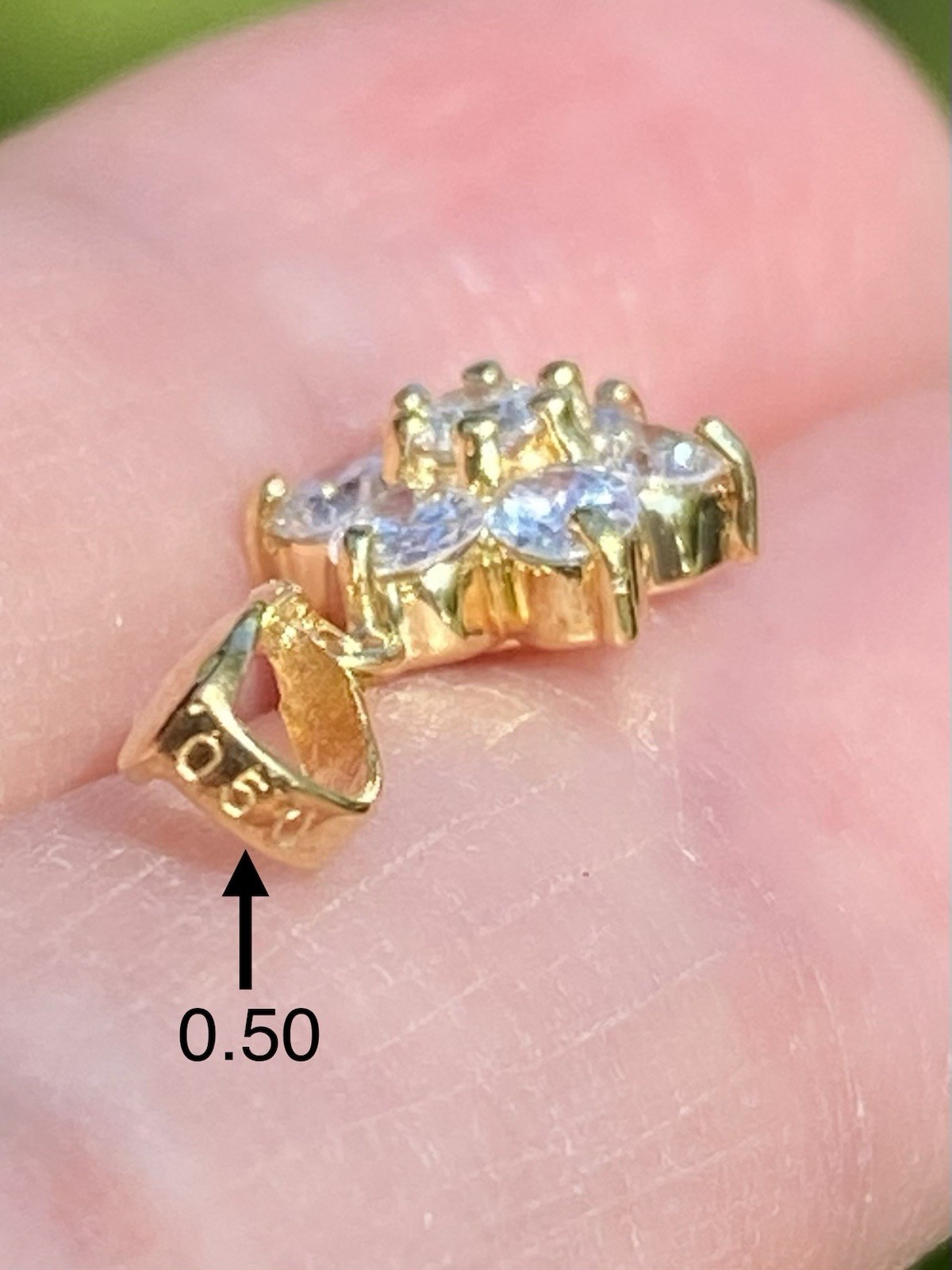 18K Yellow Gold 0.50CTW 100% Natural Diamond Flower Cluster Pendant