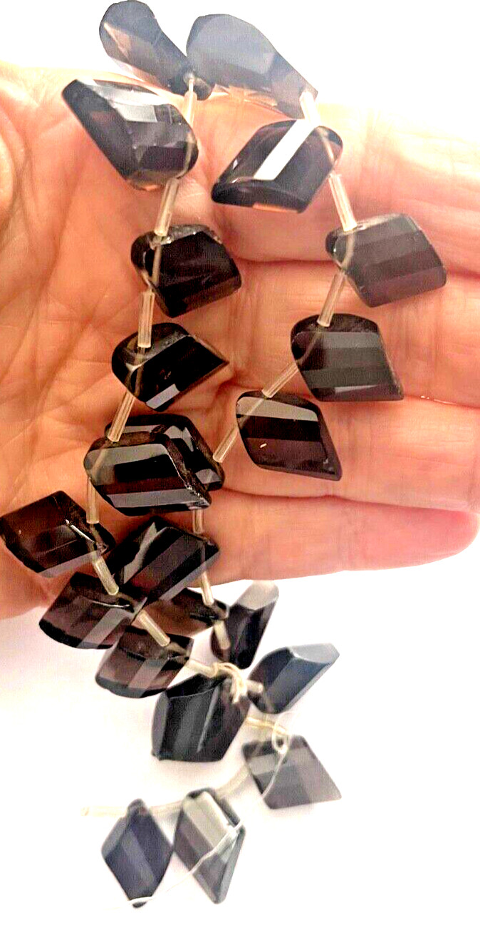 ONE STRAND 15″ GENUINE SMOKY QUARTZ FANCY KITE SHAPE 19X13 MM STRAND WHOLESALE!