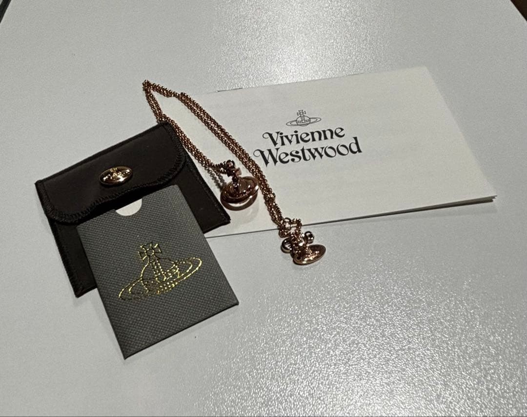 Vivienne Westwood PETITE ORB PENDANT