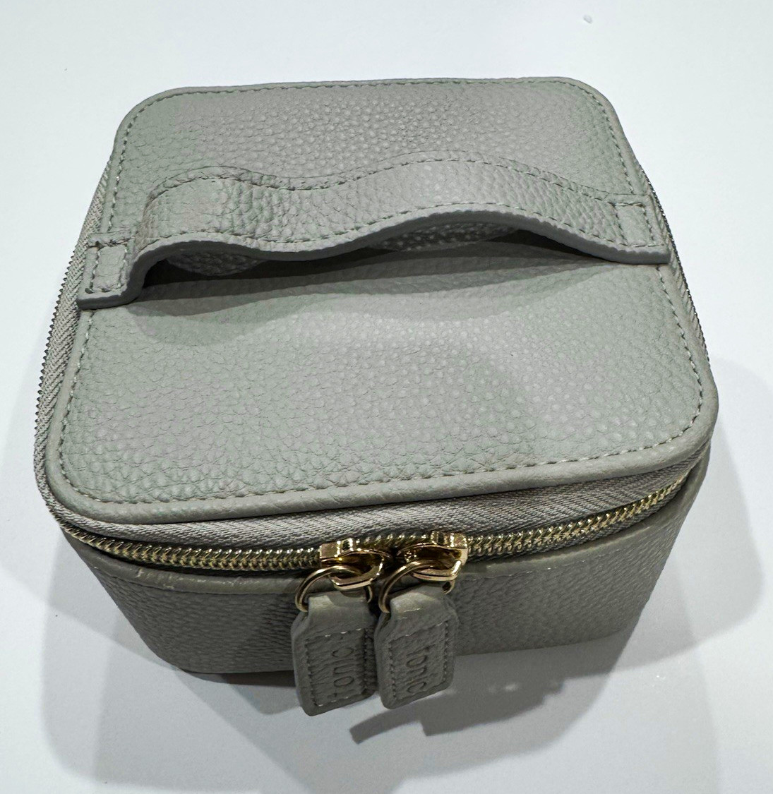 Tonic Gray Faux Leather Travel Jewelry Case Zip-Around Velvet Lined 4×4″