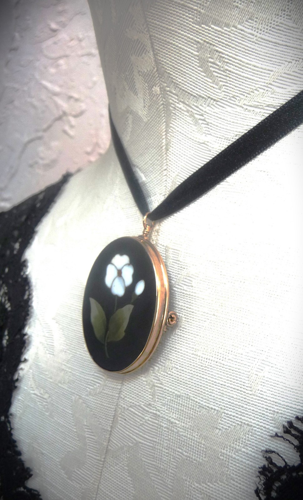 GORGEOUS ANTIQUE 10K PIETRA DURA MOSAIC GEMSTONE FLORAL MOURNING PIN PENDANT!