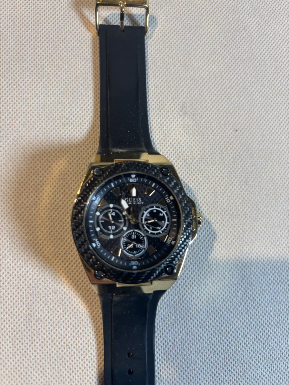 Guess Sport Men’s Black Gold Quartz Watch Silicone Band Day Date WR 30M