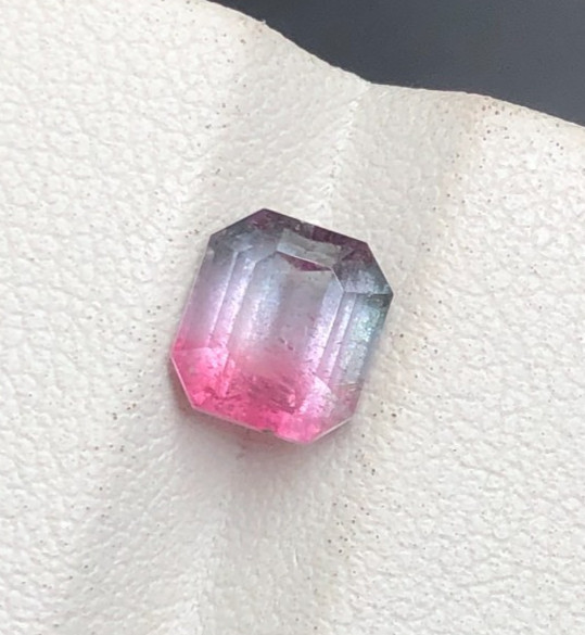 2.29ct Natural Bicolor Loose Tourmaline Gemstone Lot For Jewelry Designers.