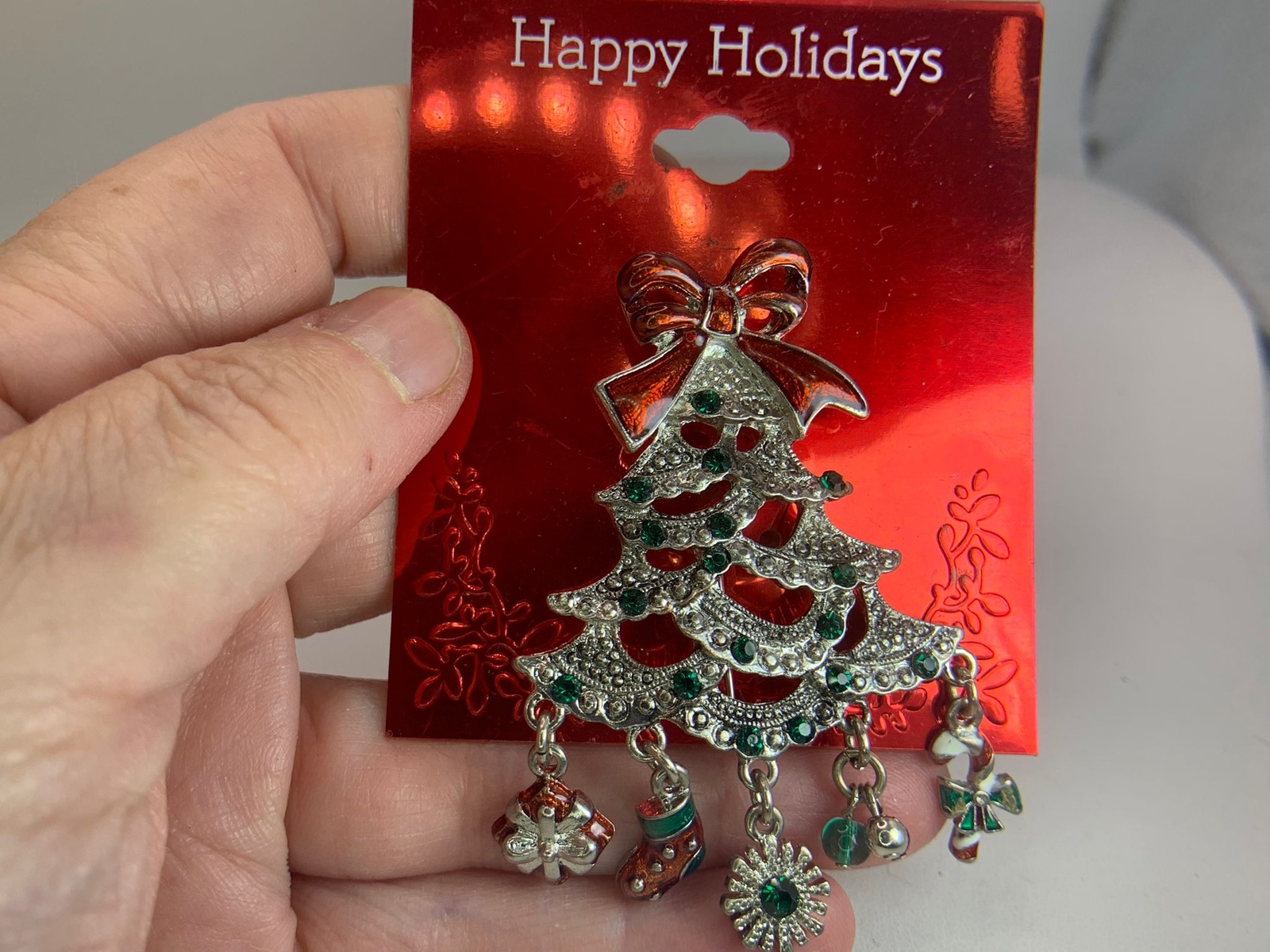 Christmas Tree Rhinestone HAPPY HOLIDAYS NOS Vintage Silver Brooch V-8755