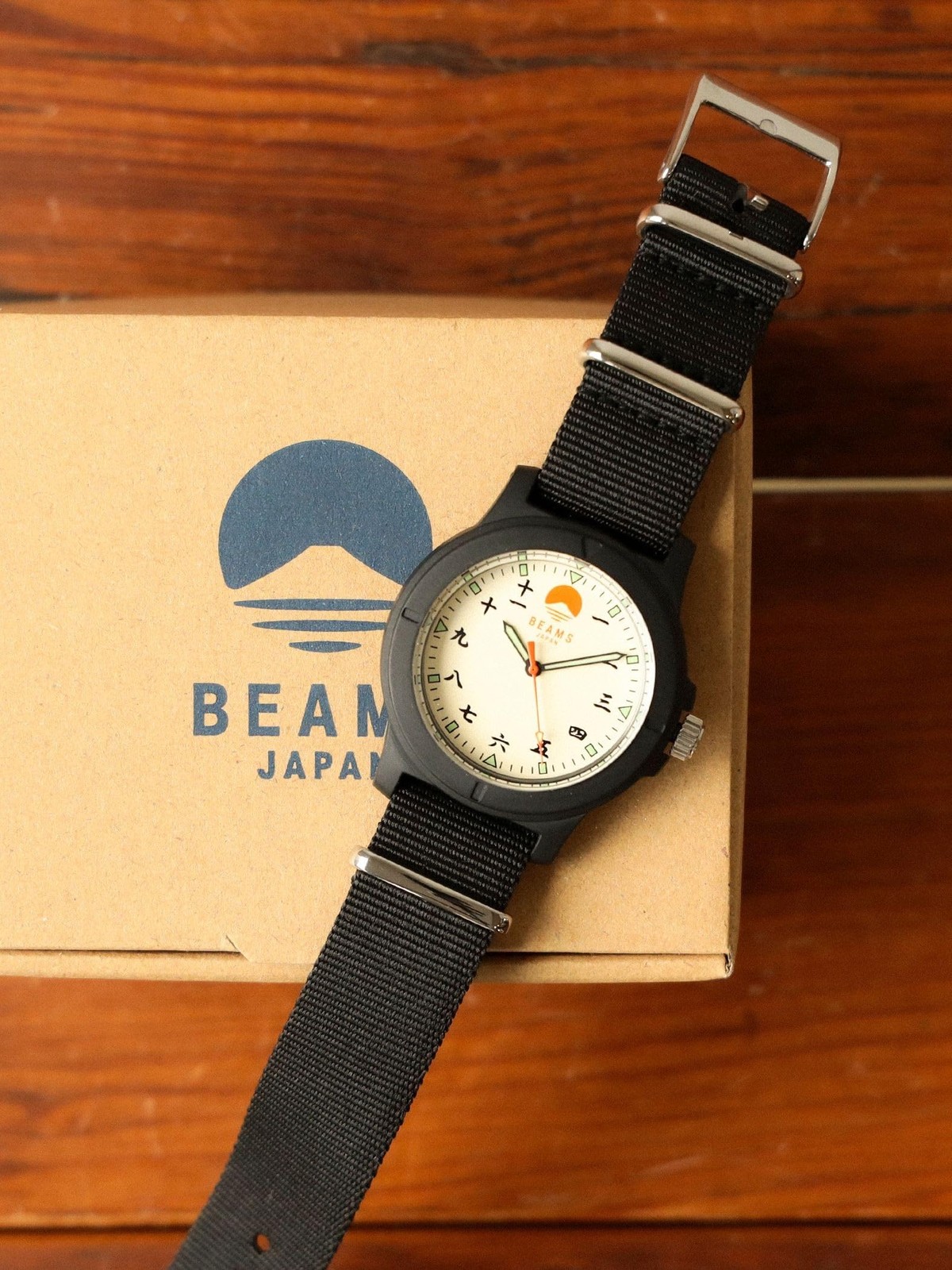 BEAMS Japan Original Watch Kanji Numerals Mt. Fuji Design Quartz Limited Ed. New