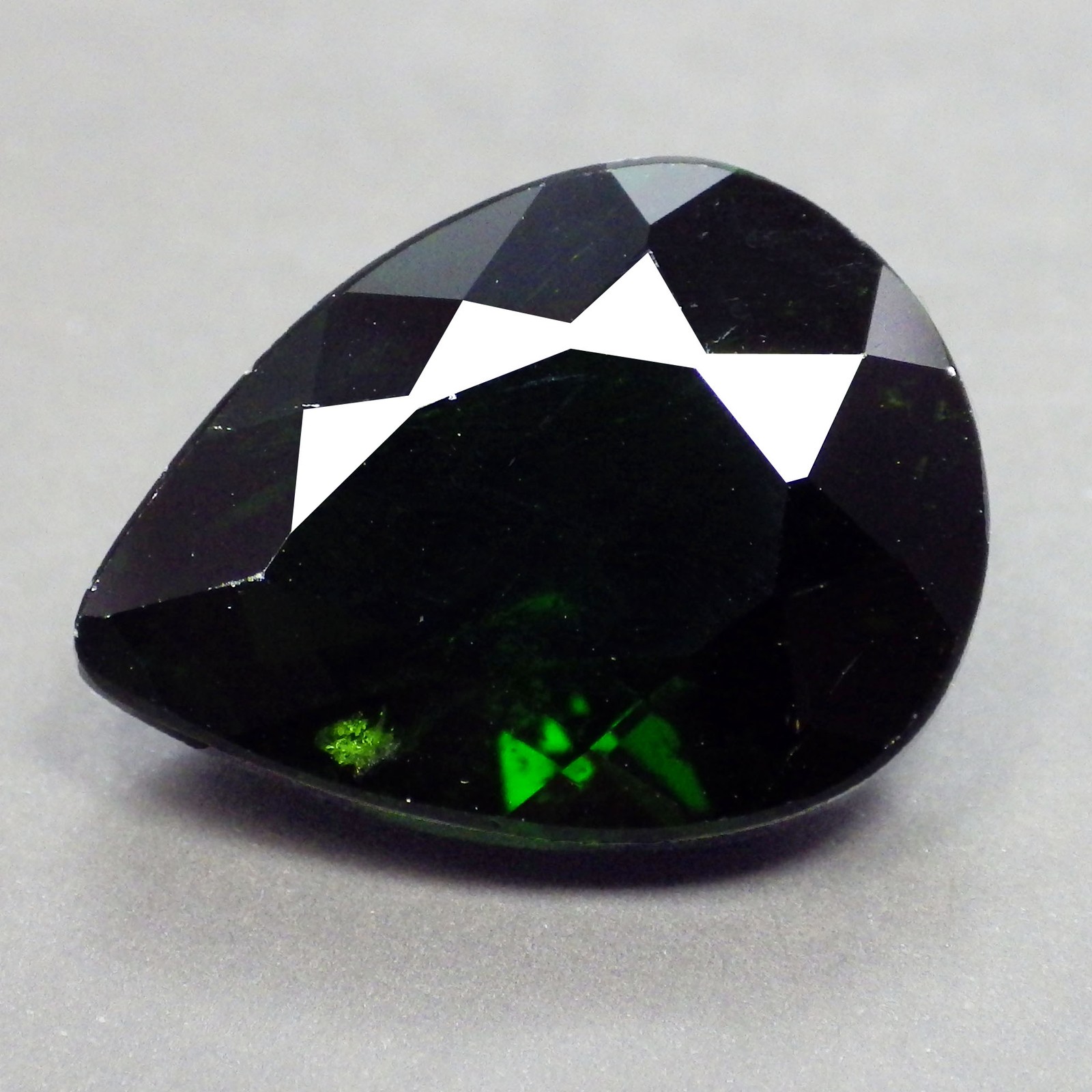 6.00 Cts MIND-BLOWING PEAR CUT (13 x 10 mm) 100% NATURAL GREEN CHROME DIOPSIDE