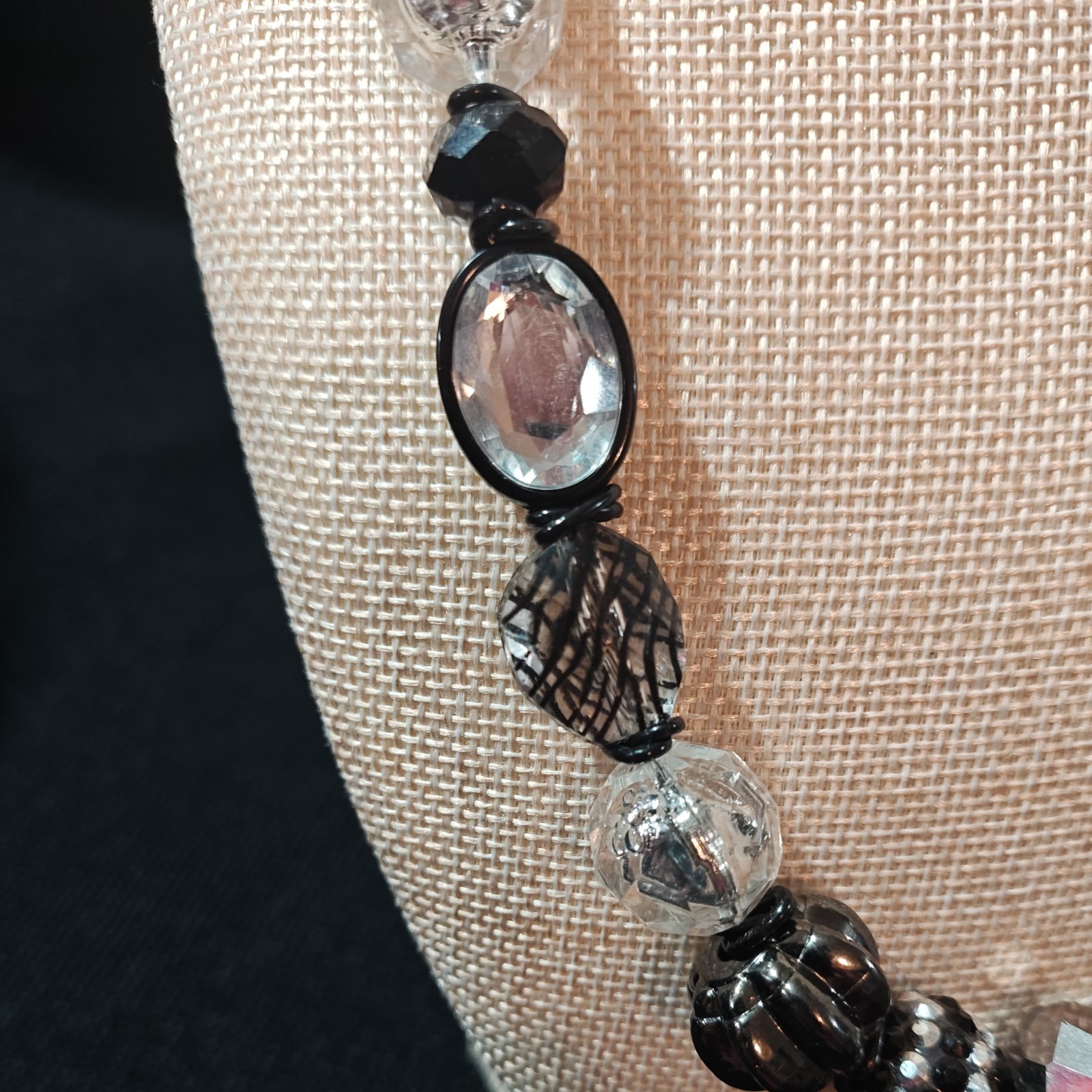 NY Brand Black and White Crystal Beaded Statement Necklace 21” Plus Extender