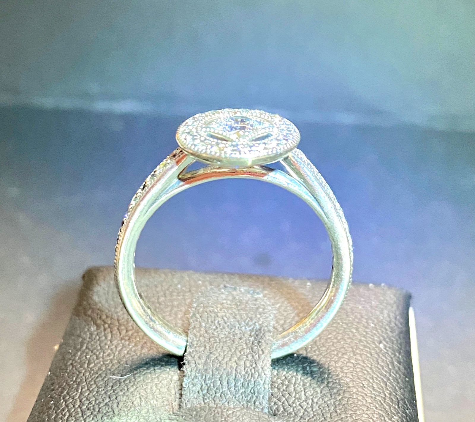 Vintage Sterling Silver Pandora Allure CZ Ring Size 8.5 8 1/2