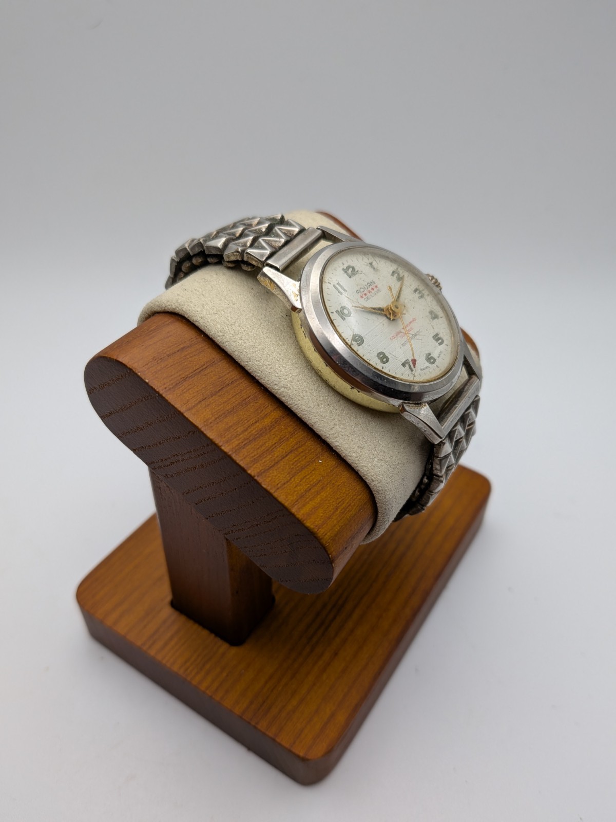 Vintage Rouen De Luxe 5 Star Men’s Watch. Swiss Made 1950s’ Manual Mvmt Working.