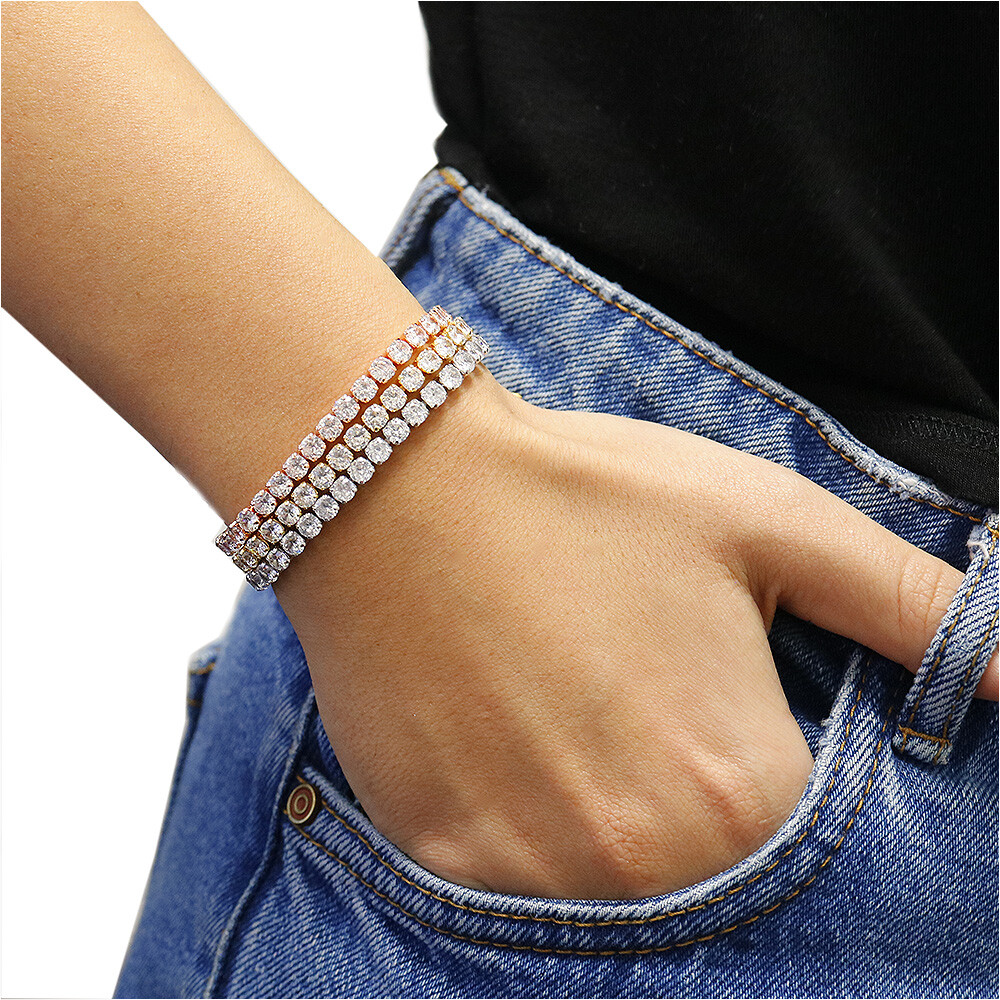 Women’s 4MM Round Cubic Zirconia Tennis Bracelet 7.5 Inch – Swarovski Elements
