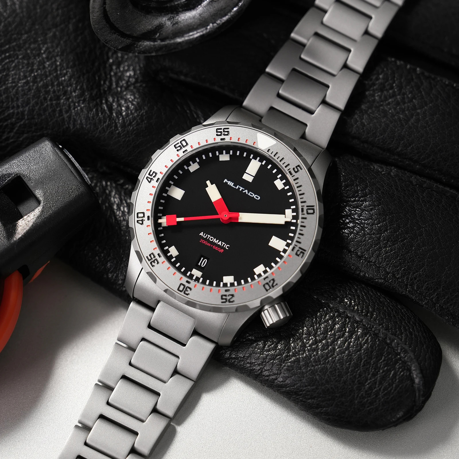 39mm Automatic Watch PT5000 Sapphire Luminova 200M Waterproof Stainless Steel