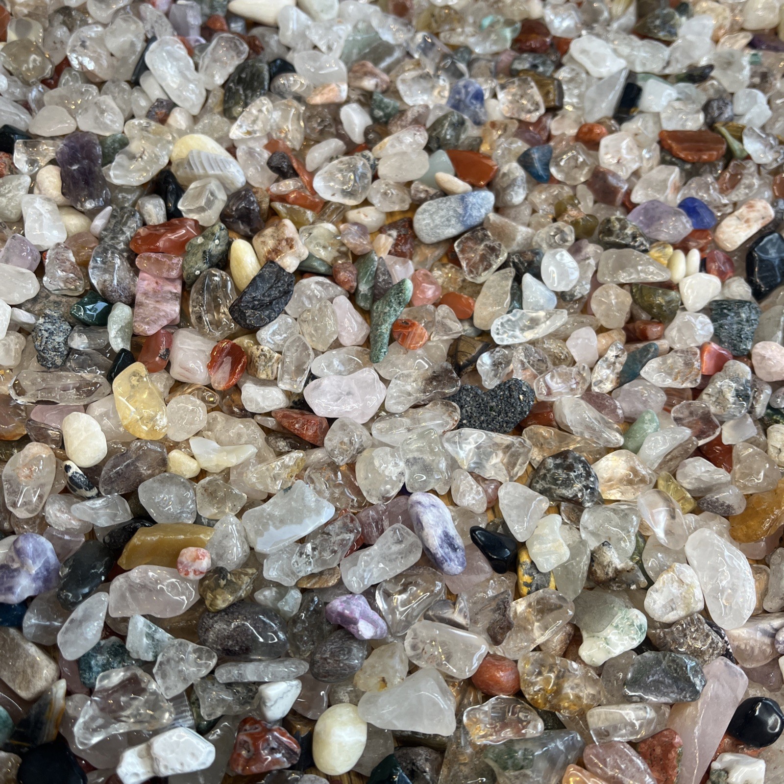 Small Mixed Crystals Mini Gemstones,Chips Ideal For Crafting 1.4 kg