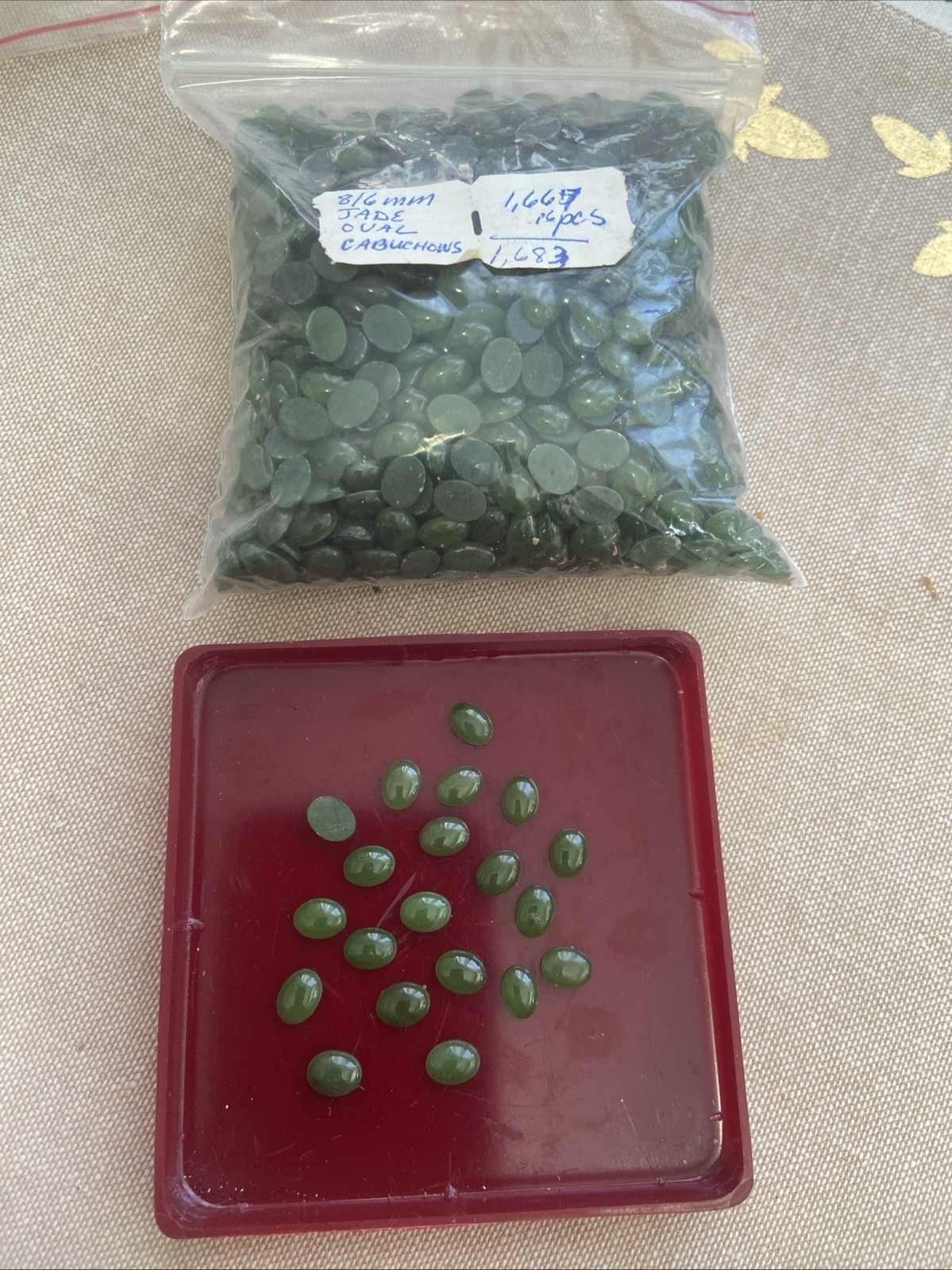 Genuine Green Jade Oval Shape Cabochon cut 8×6 MM New Old Stock Lot Of 20
