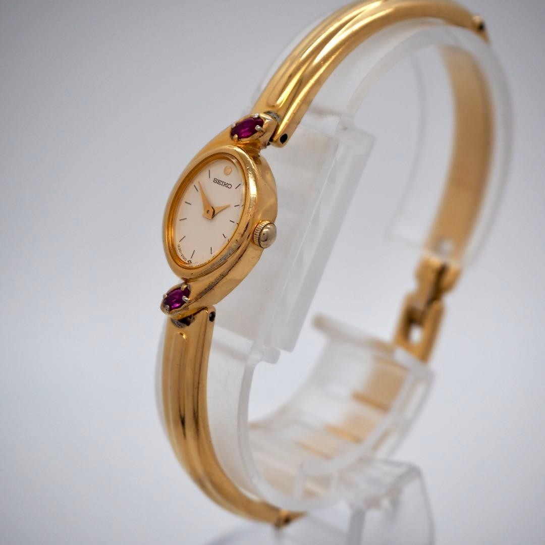 617 Working SEIKO Watch Oval Color Stone Women Gold