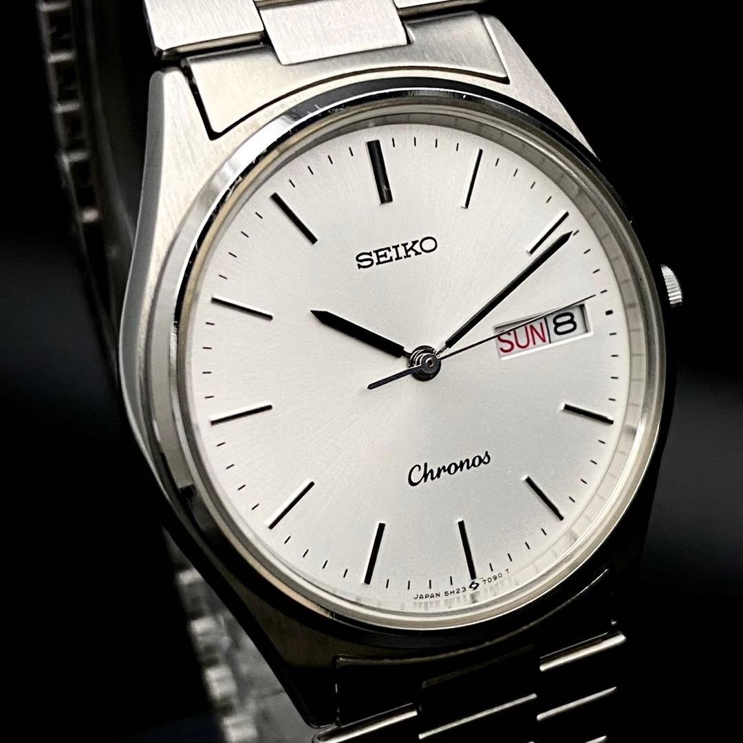 Working item SEIKO Chronos Day Date Wristwatch 5H23 7D40 New Battery