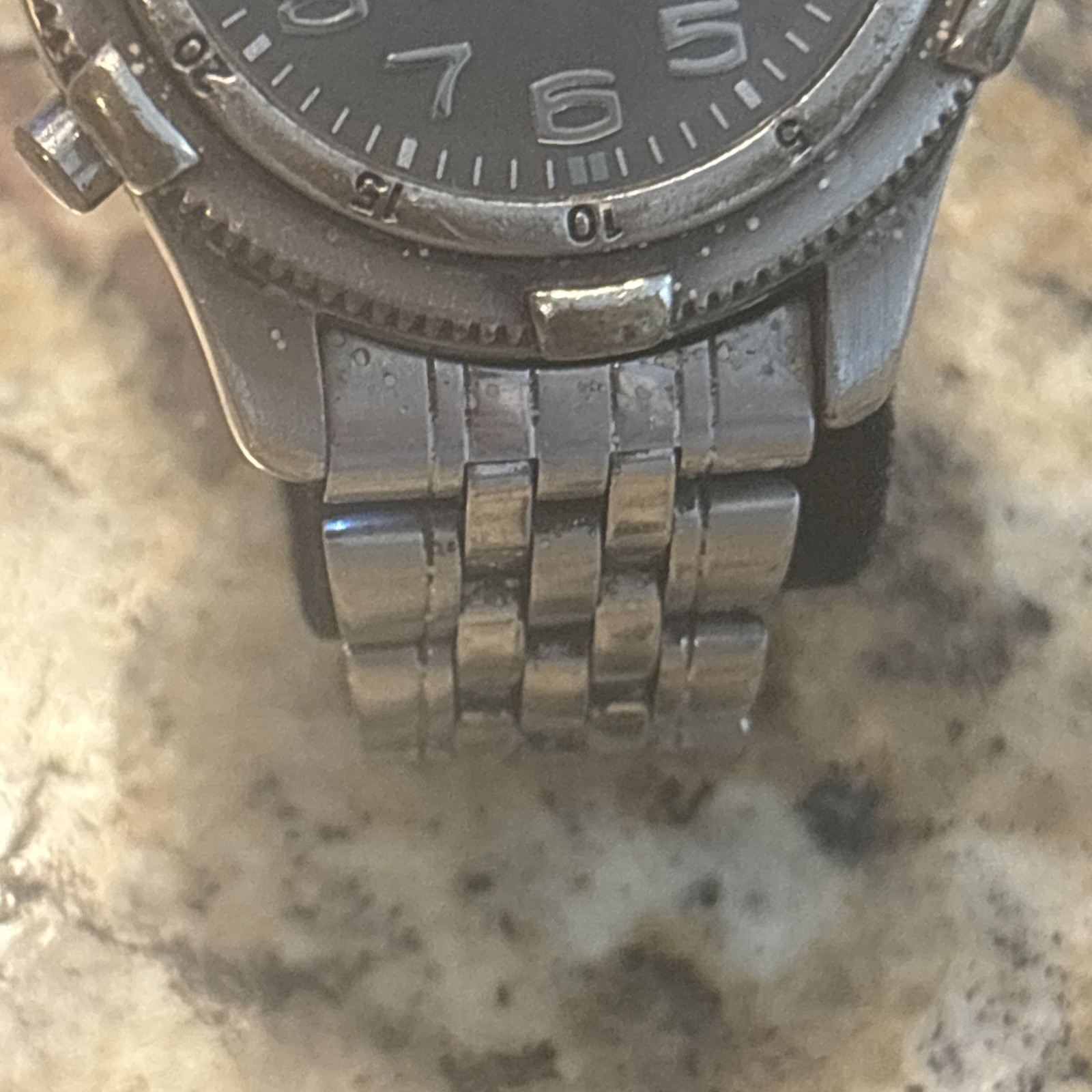 Guess WaterPro Indiglo 50 Meters/165 Feet Quartz Watch Untested & As Is