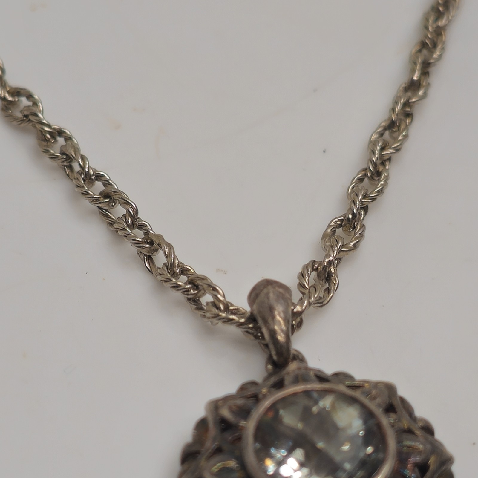 Sterling Silver 925 Round Glass Bead Pendant Necklace 9.5in 19.7g Vintage