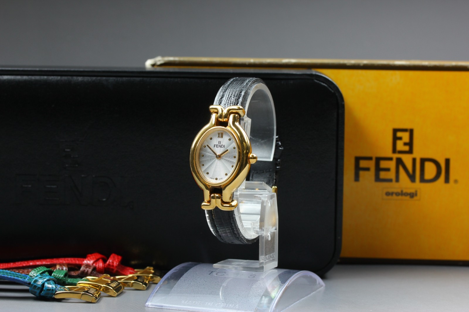 Vintage Fendi 640L Chameleon 5 Colors Belt Women’s Quartz Watch in Box From JP