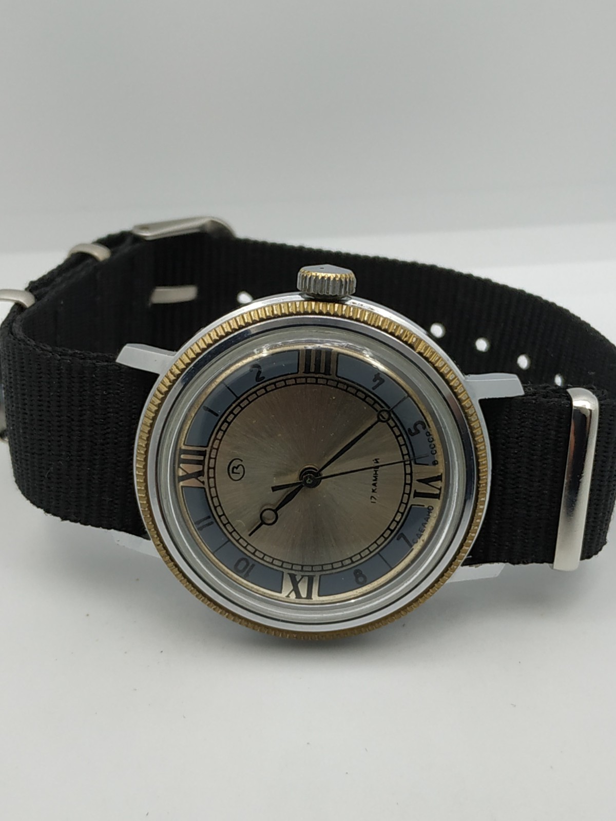Men’s Classic Retro Watch Vostok Wostok Vintage USSR Mechanical Made in Soviet ☭