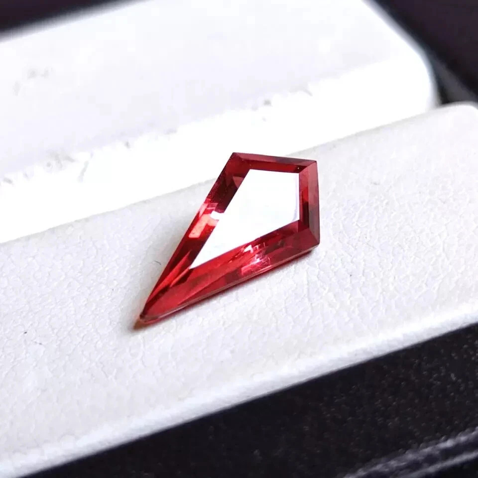 Padparadscha Sapphire 10.00 Ct+ Kite Cut Natural Sri Lanka Loose Gemstone