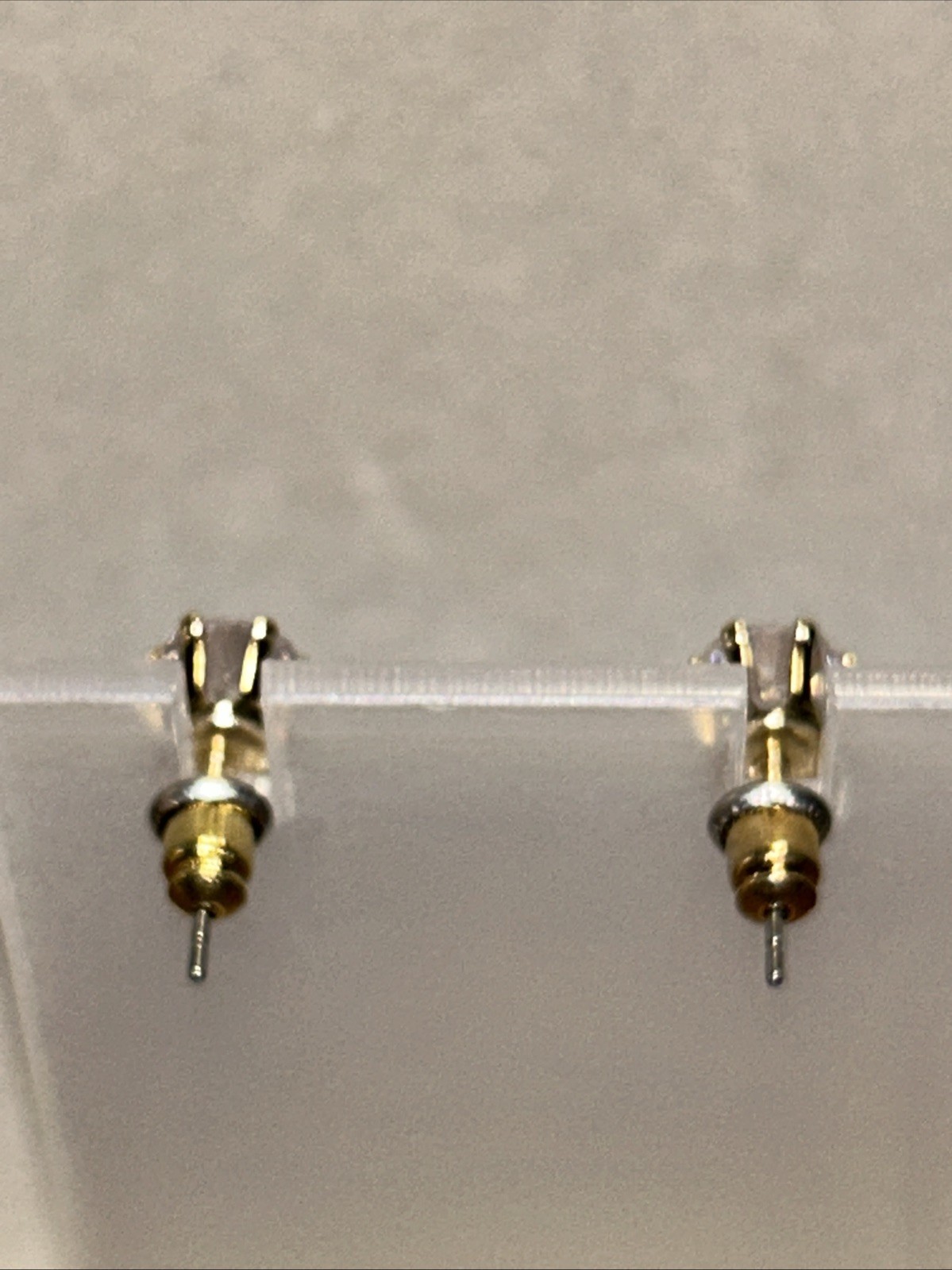 New Clear SWAROVSKI Crystal Stud Pierced Earrings Gold Tone 1/4” Brilliant Gift